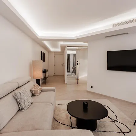 Moderne Et Chic T3, A Deux Pas De La Croisette *